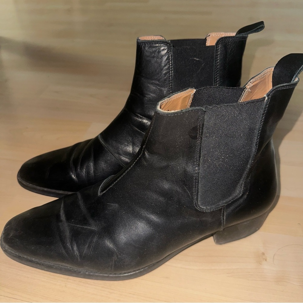 Steve Madden Black Leather Ankle Boots
